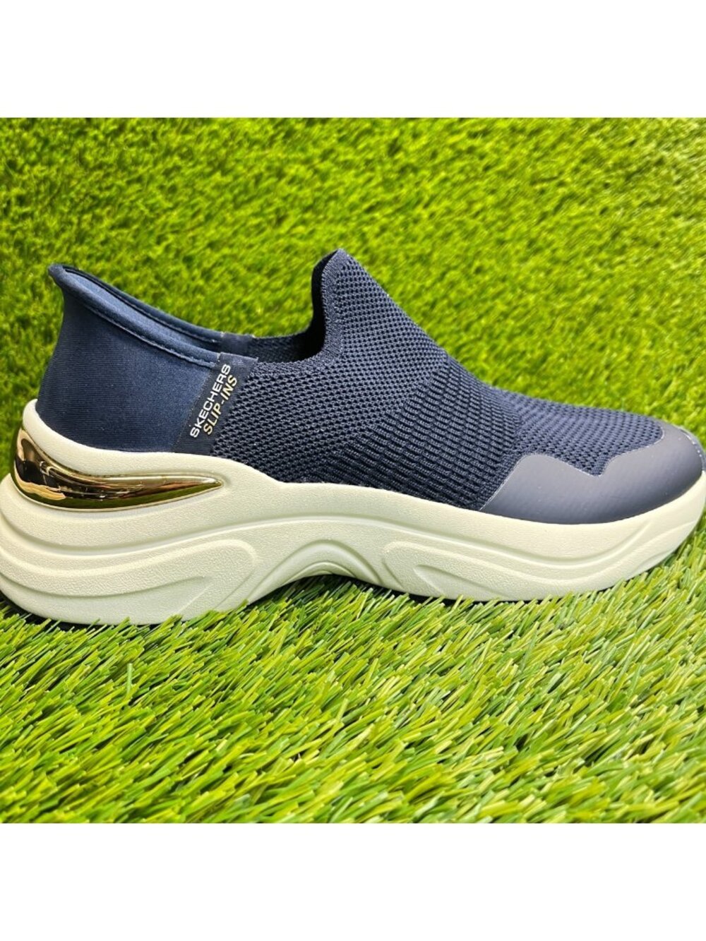 Skechers Hazel Rosalind Slip-On Womens Size 8 Blue White Athletic Shoes Sneakers